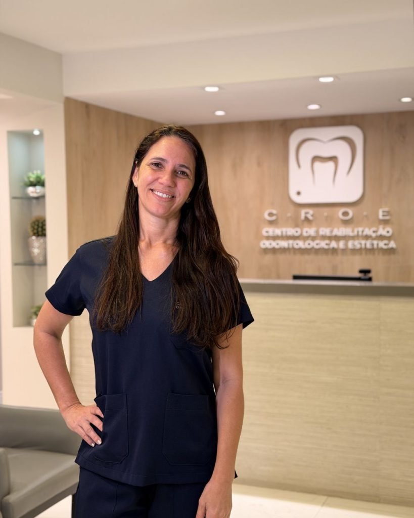 Dra. Wanda, periodontista do CROE